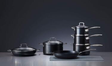 Toughened Non-Stick коллекция от бренда Le Creuset