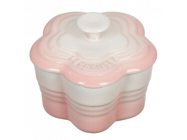 Блюдо для запекания в форме цветка с крышкой Chiffon Pink Le Creuset