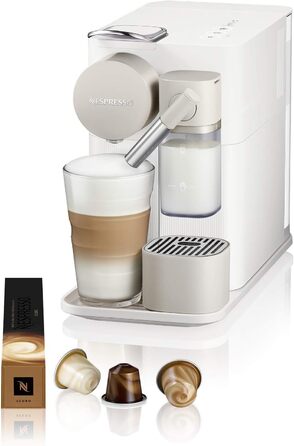 Кофемашина с насадкой для вспенивания молока, белая Nespresso Lattissima One De'Longhi